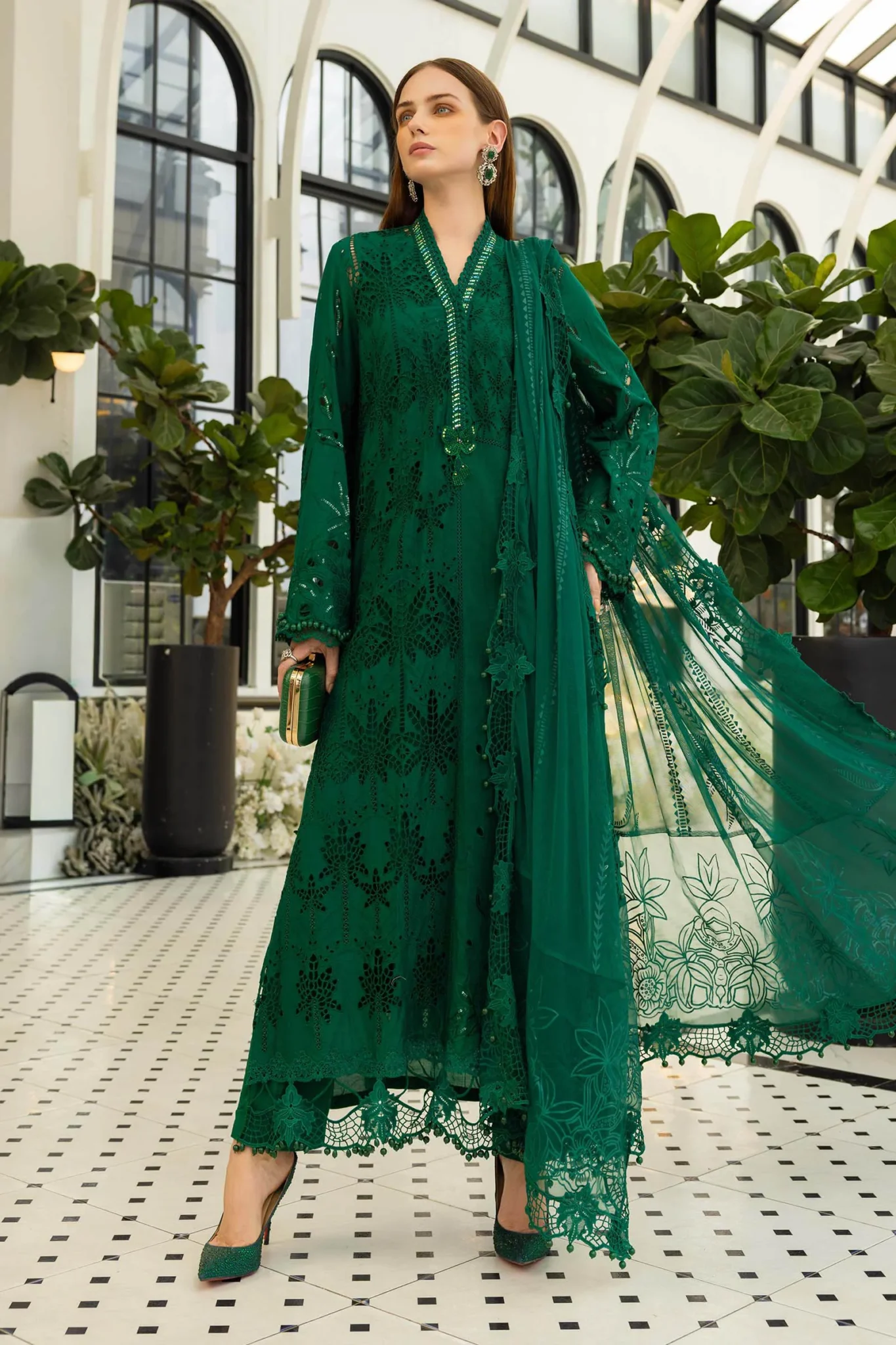 D4 Maria b Eid Lawn 3