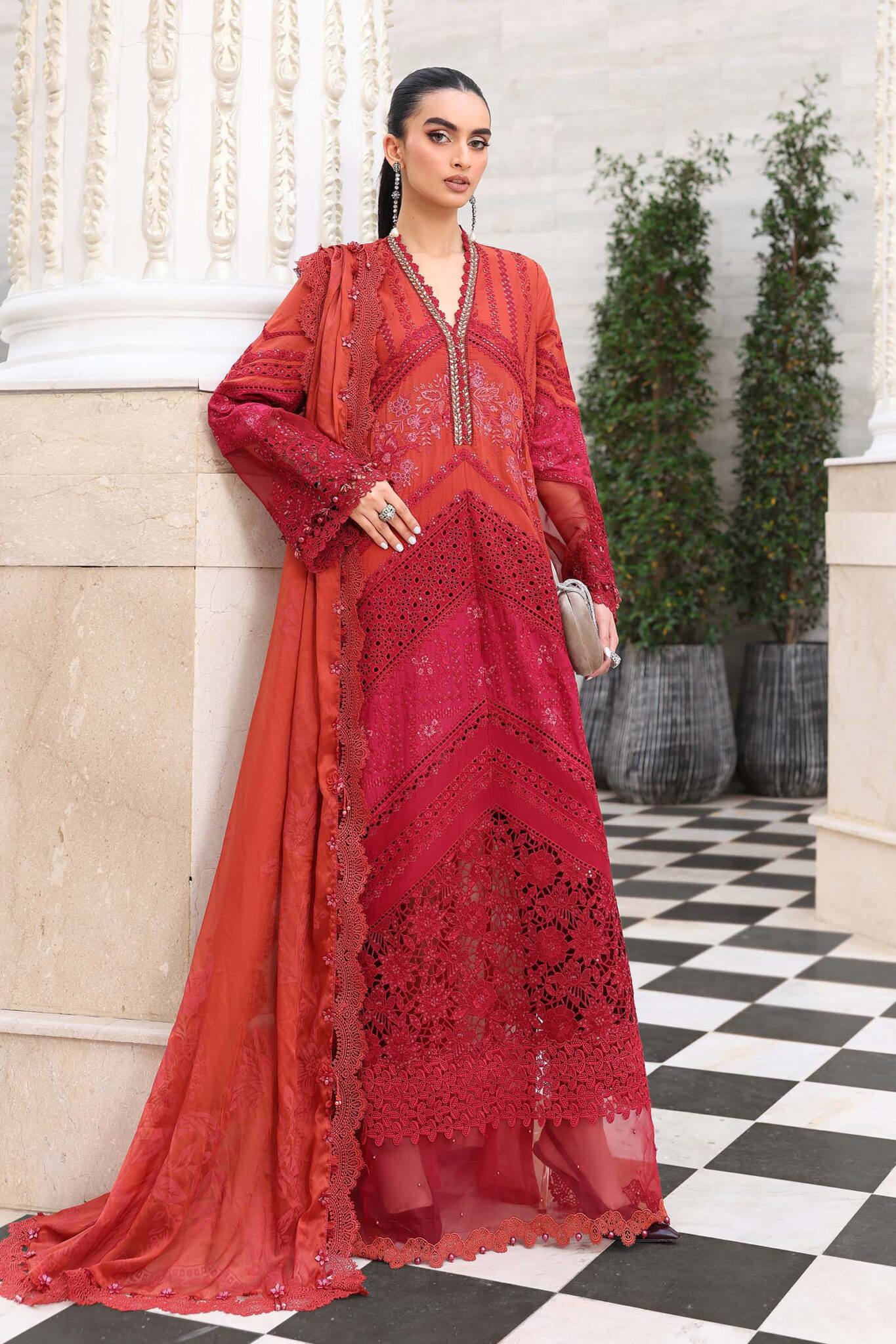 D13 Maria b Eid Lawn