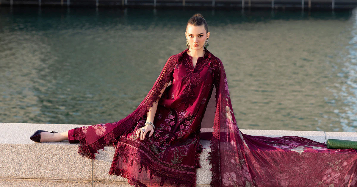 11B Maria B Luxury Lawn 3