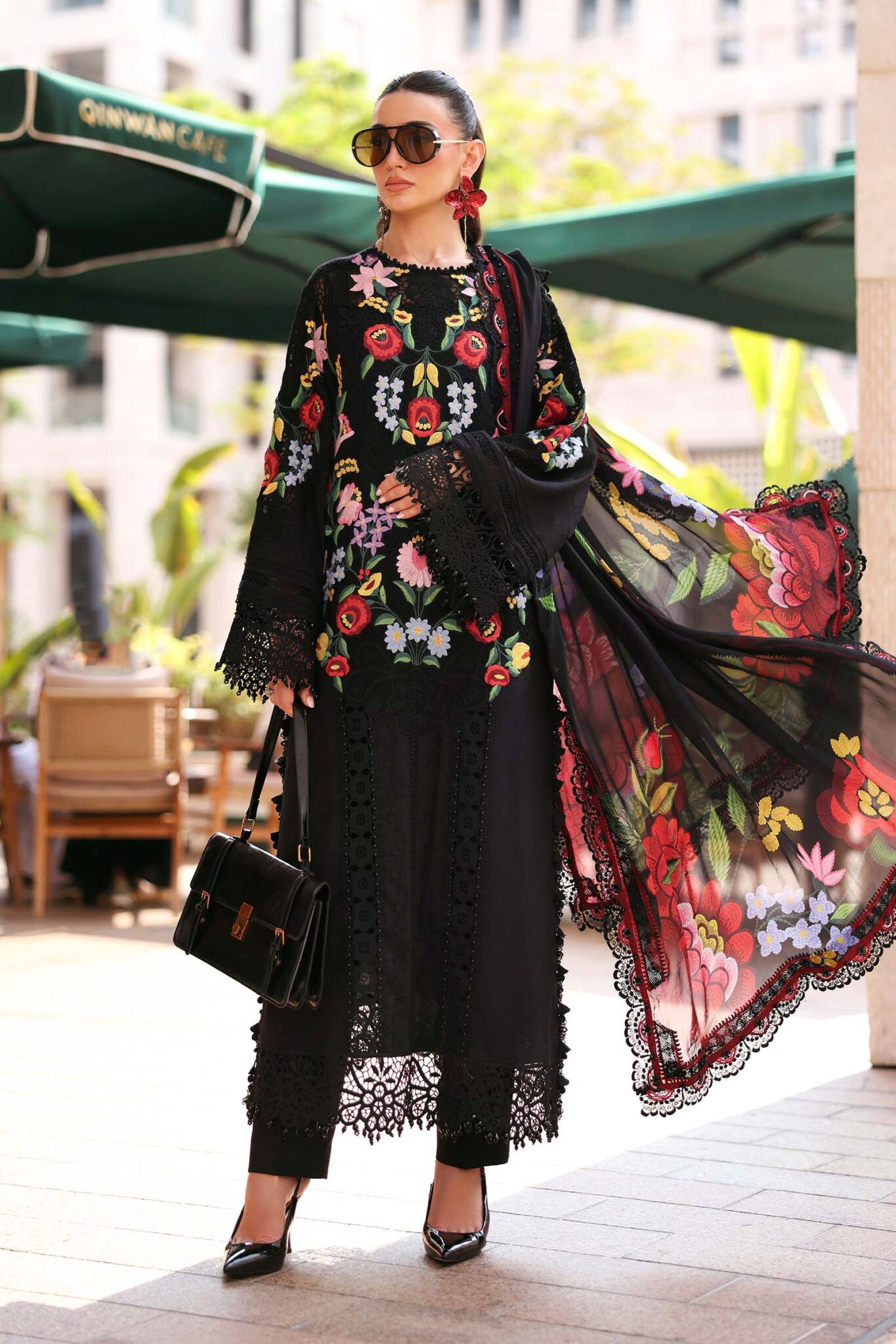 10B Maria B Luxury Lawn