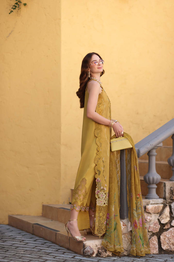 ID2-B Noor Luxe Chickenkari by Saadia Asad 4