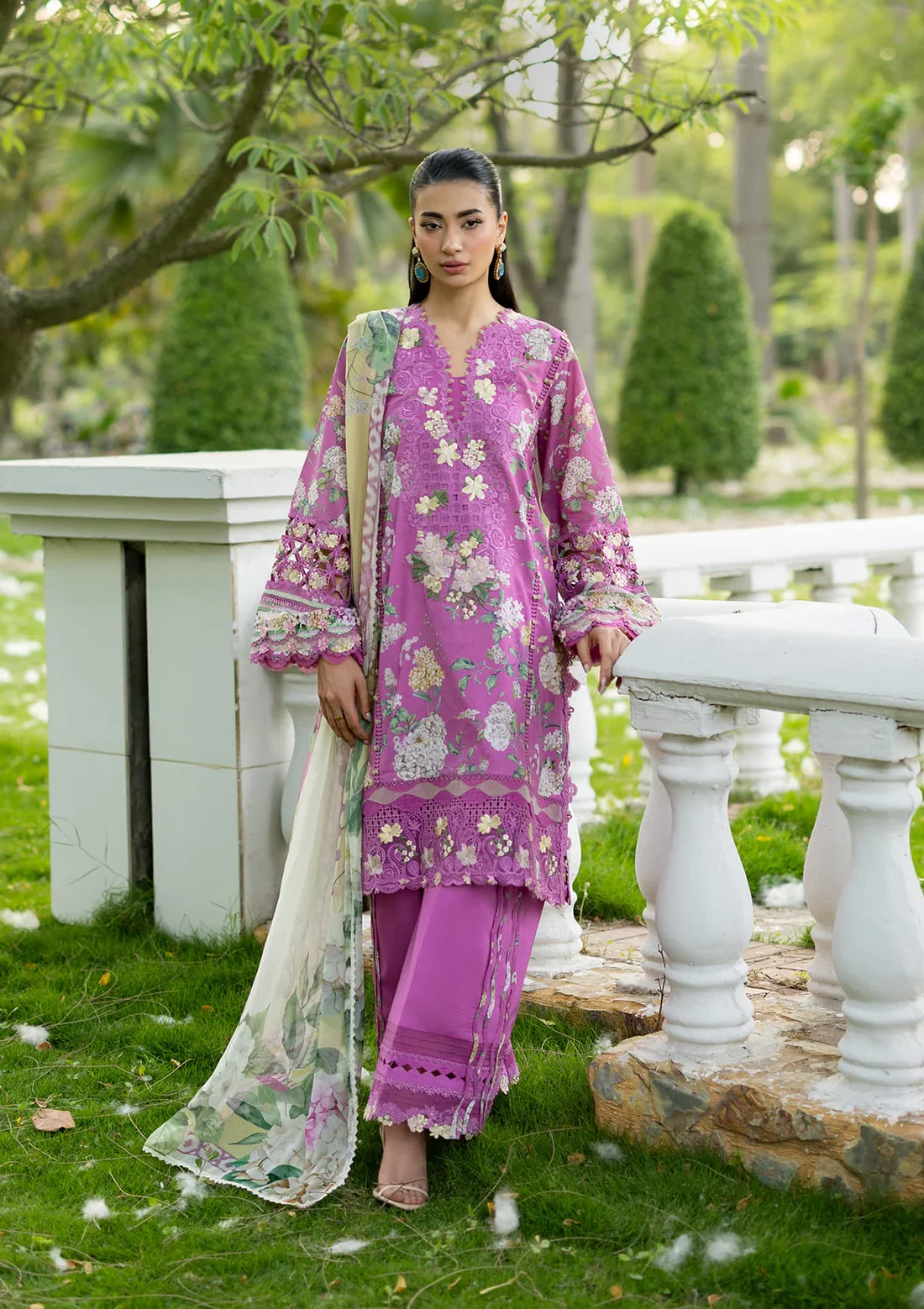Signature Embroidered Lawn with Chiffon Collection Vol II ’26 by Elaf || ESG-7B KIARA