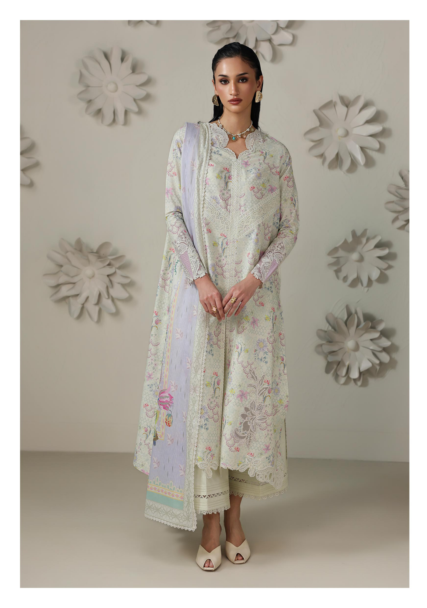 Qalamkar Qalamkar QPrints Embroidered Lawn Unstitched 3Pc Suit QQP-01B Ameena