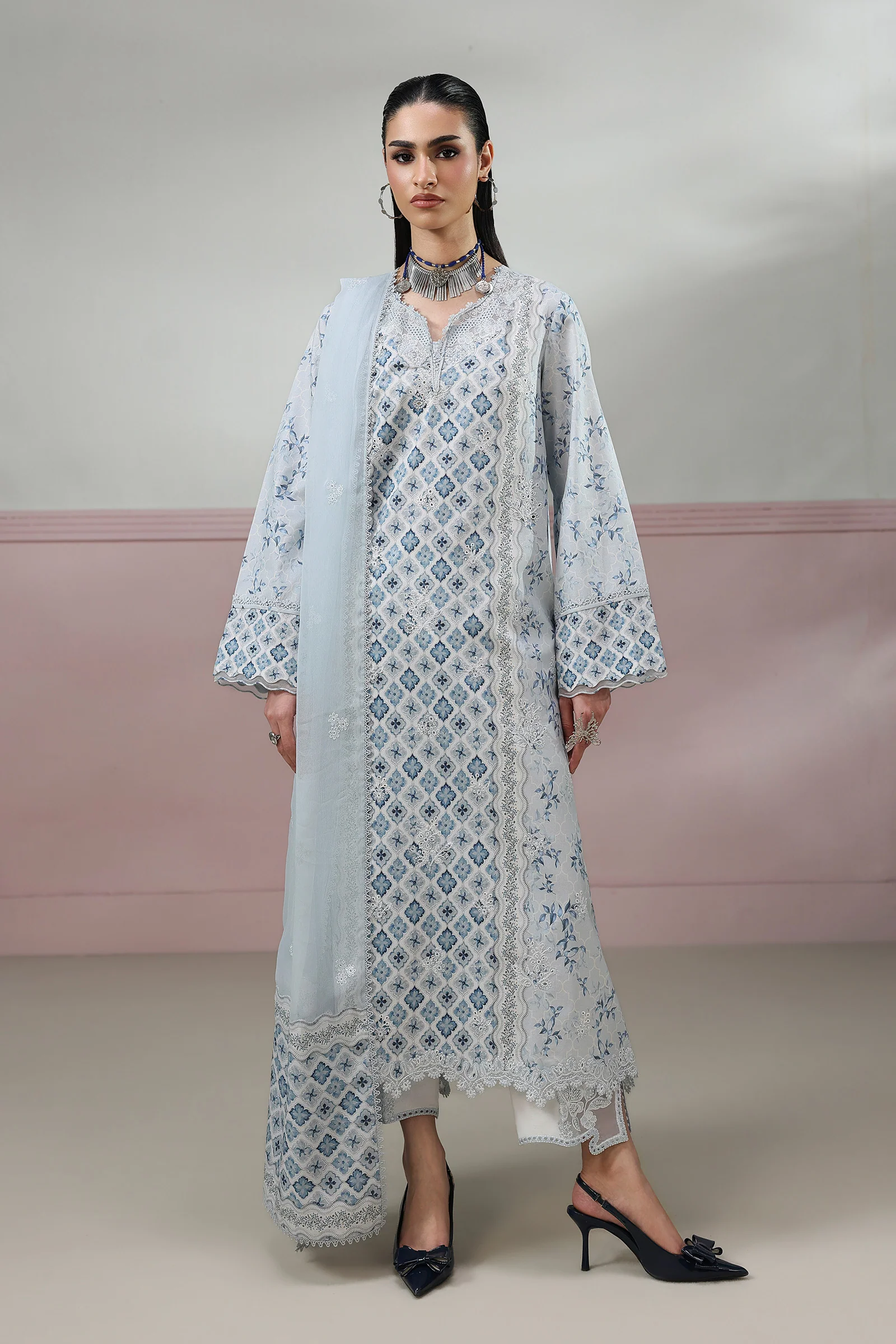 Qalamkar Qalamkar QPrints Embroidered Lawn Unstitched 3Pc Suit QQP-10B Aline