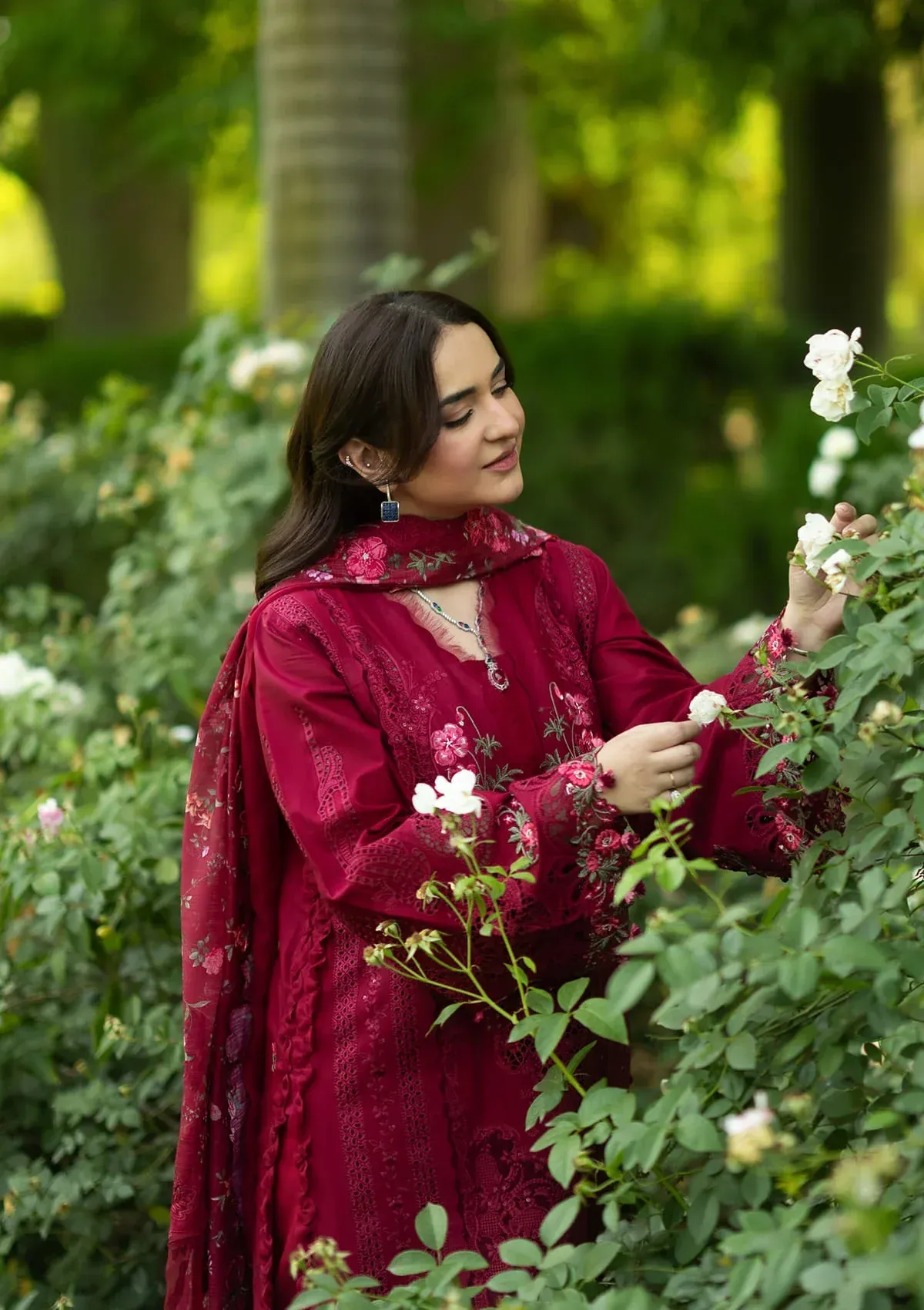 Elaf Luxury Lawn Vol 2 | 2026 || ELQ-4A FALLING PETALS 4