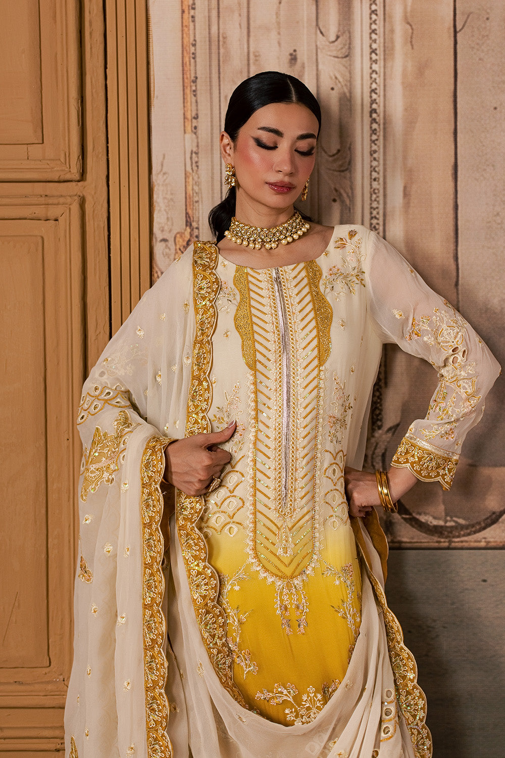 ZAFIRA - MSU6942 2